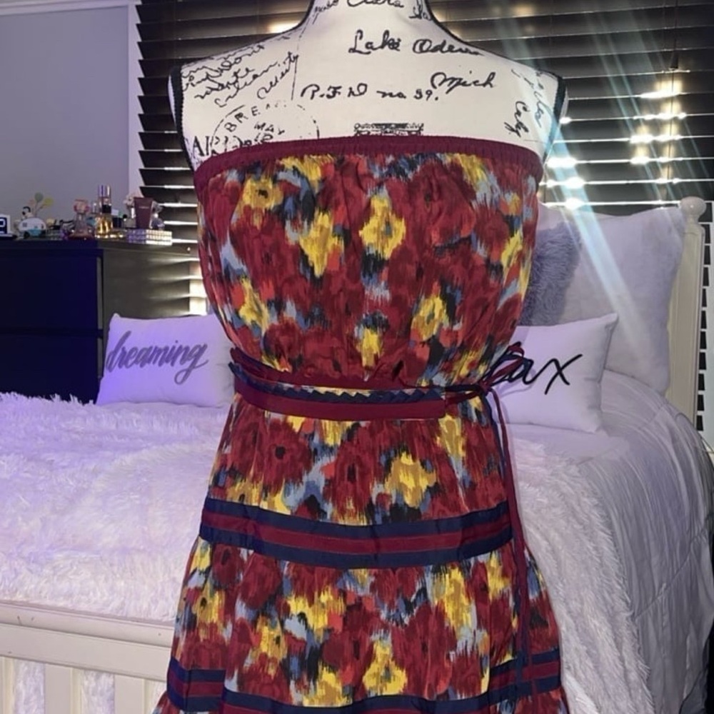 “Forever21” Colorful 🌺 🌼 Strapless Summer ☀️ Dress- Size Small